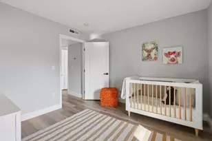 1951 Ofarrell St 404, San Mateo, CA 94403 - Photo 14