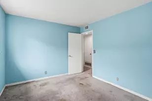 300 N Park Victoria Dr, Milpitas, CA 95035 - Photo 14