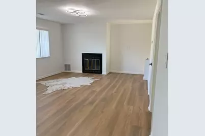 1207 Permata Ct, San Jose, CA 95116 - Photo 6