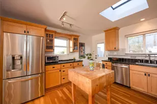 381 11th St, Montara, CA 94037 - Photo 8