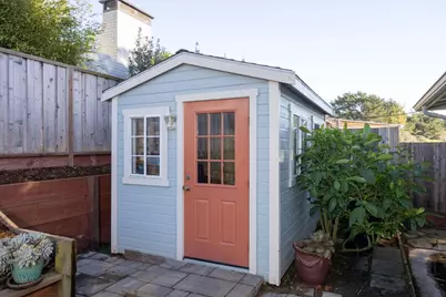 381 11th St, Montara, CA 94037 - Photo 20