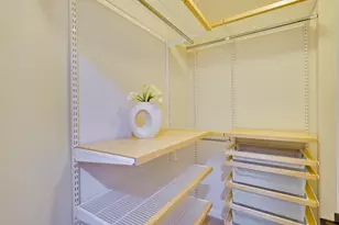 426 Galleria Dr, San Jose, CA 95134 - Photo 46