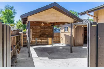 7460 Miller Ave, Gilroy, CA 95020 - Photo 16