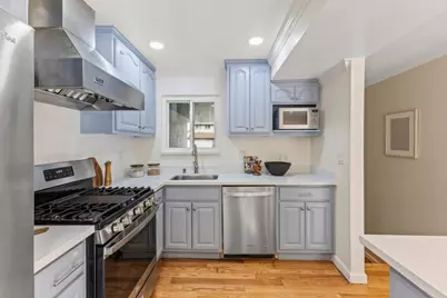 179 Saint Michaels Ct, Daly City, CA 94015 - Photo 14