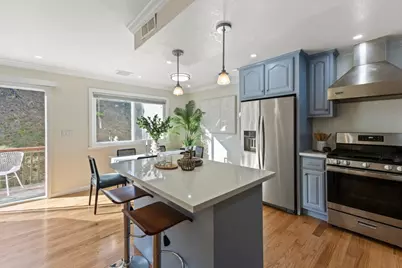 179 Saint Michaels Ct, Daly City, CA 94015 - Photo 12