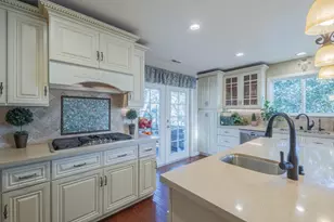 6218 Echo Valley Ct, Salinas, CA 93907 - Photo 10