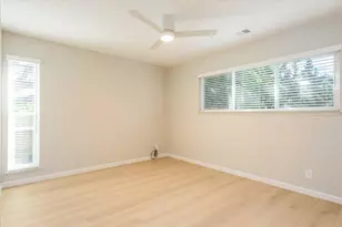 543 Everett Ct, Palo Alto, CA 94301 - Photo 28