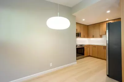 543 Everett Ct, Palo Alto, CA 94301 - Photo 32