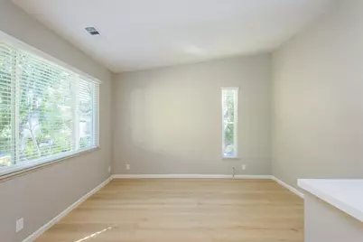 543 Everett Ct, Palo Alto, CA 94301 - Photo 22