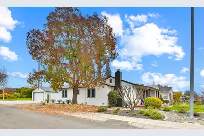 1433 Ayers Ave, Lodi, CA 95242 - Photo 4