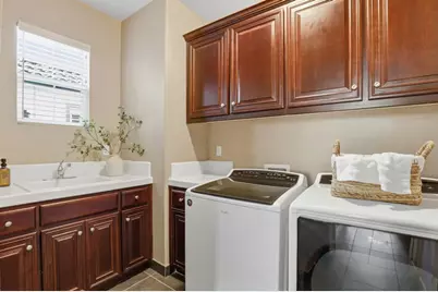 670 E Central Ave, Morgan Hill, CA 95037 - Photo 16