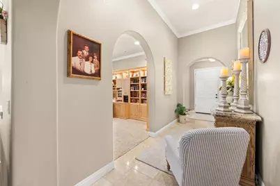 5723 Grassington Ln, Sacramento, CA 95835 - Photo 12