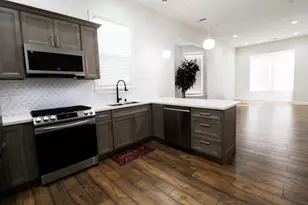 875 Wood St, Oakland, CA 94607 - Photo 26