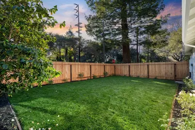 1010 Ringwood Ave, Menlo Park, CA 94025 - Photo 22