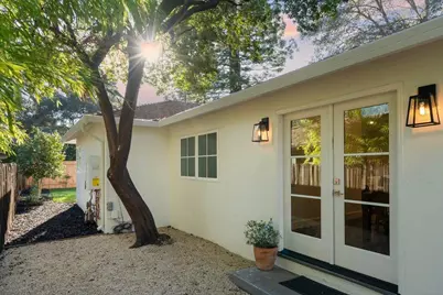 1010 Ringwood Ave, Menlo Park, CA 94025 - Photo 20