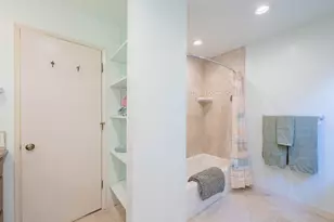 585 Hawthorne St 103, Monterey, CA 93940 - Photo 22