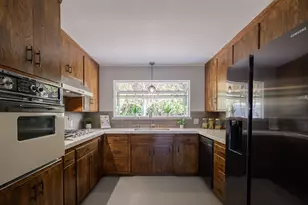 602 Navarra Dr, Scotts Valley, CA 95066 - Photo 4