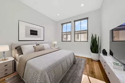 121 Fairchild Dr, Mountain View, CA 94043 - Photo 18