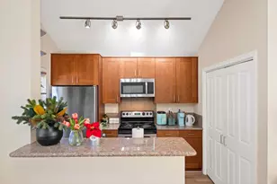 1309 Fairway Entrance Dr, San Jose, CA 95131 - Photo 12