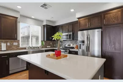 5659 Daylily St, Newark, CA 94560 - Photo 8