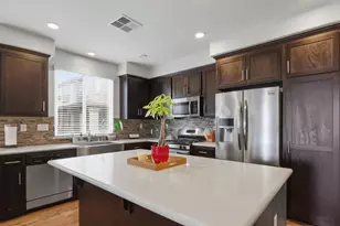 5659 Daylily St, Newark, CA 94560 - Photo 8