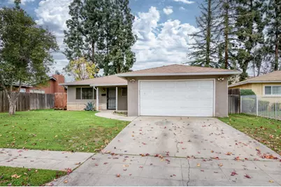 3068 W Fairmont Ave, Fresno, CA 93722 - Photo 2