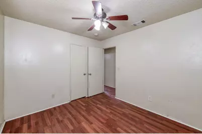 3068 W Fairmont Ave, Fresno, CA 93722 - Photo 18