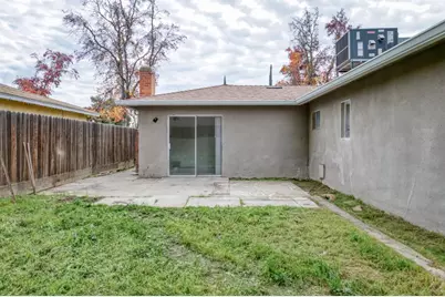 3068 W Fairmont Ave, Fresno, CA 93722 - Photo 30