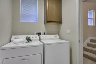 2174 Beech Cir, San Jose, CA 95131 - Photo 6