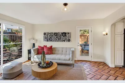 379 Alameda De Las Pulgas, Redwood City, CA 94062 - Photo 10