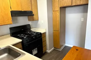 2366 N Main St 8, Salinas, CA 93906 - Photo 6