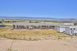 844 River Rd, Salinas, CA 93908 - Photo 14