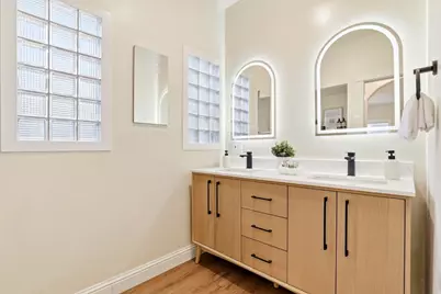 631 S 14th St, San Jose, CA 95112 - Photo 16