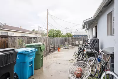 2697 Cabrillo Ave, Santa Clara, CA 95051 - Photo 28