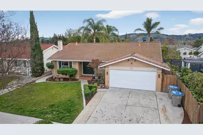 296 Omira Dr, San Jose, CA 95123 - Photo 2
