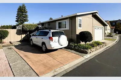 472 Chateau La Salle Dr 472, San Jose, CA 95111 - Photo 2