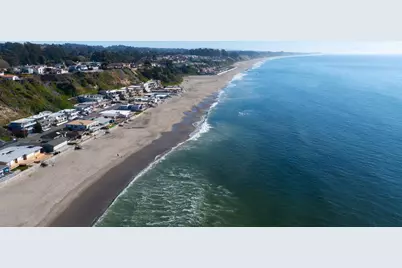 619 Beach Dr, Aptos, CA 95003 - Photo 42
