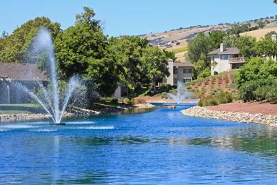 3430 Lake Albano Cir, San Jose, CA 95135 - Photo 22