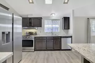 866 Spindrift 866, San Jose, CA 95134 - Photo 10