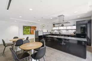 88 E San Fernando St 308, San Jose, CA 95113 - Photo 30