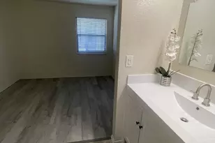 1645 Pyrenees Ave 63, Stockton, CA 95210 - Photo 4