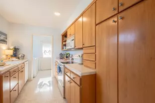 801 Laurel Ave, Pacific Grove, CA 93950 - Photo 16