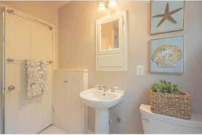 801 Laurel Ave, Pacific Grove, CA 93950 - Photo 32