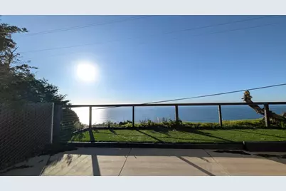 910 Skyline Dr, Daly City, CA 94015 - Photo 1