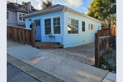 132 6th St, Pacific Grove, CA 93950 - Photo 4