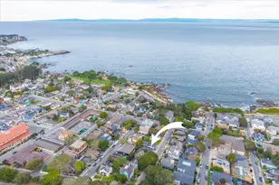 132 6th St, Pacific Grove, CA 93950 - Photo 8