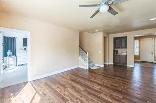 1512 Marigold Dr, Patterson, CA 95363 - Photo 8