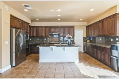 1512 Marigold Dr, Patterson, CA 95363 - Photo 14