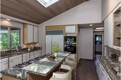 Sioux Way, Portola Valley, CA 94028 - Photo 12