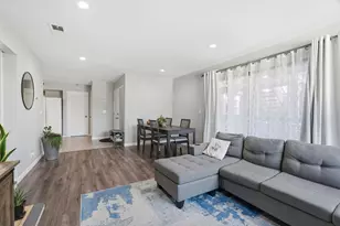 5547 Russo Dr, San Jose, CA 95118 - Photo 4